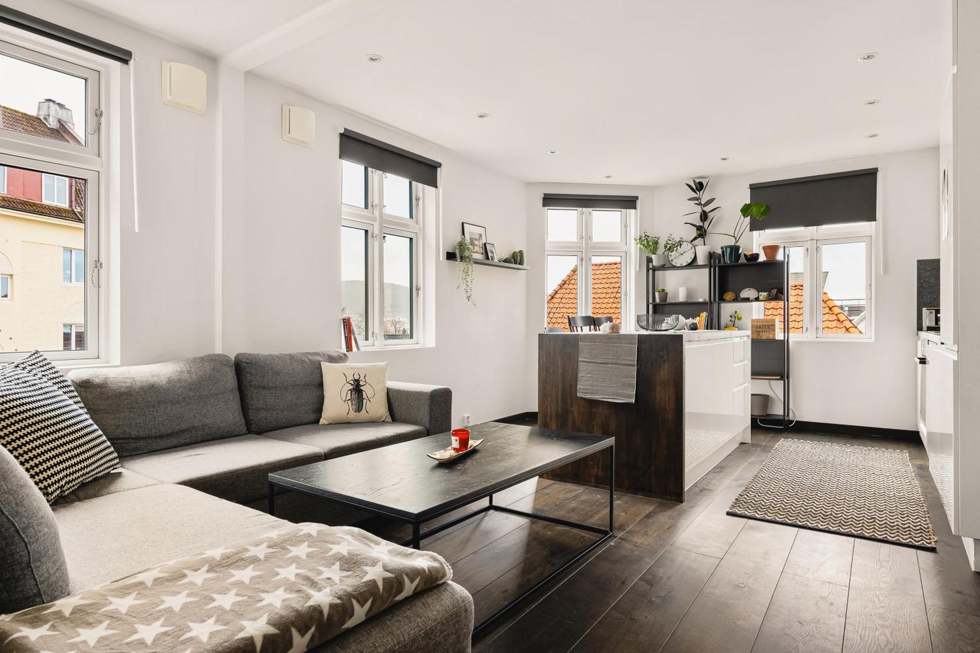 Dinbnb I 600m To Bryggen & 100m To The Mountain Hikes Bergen