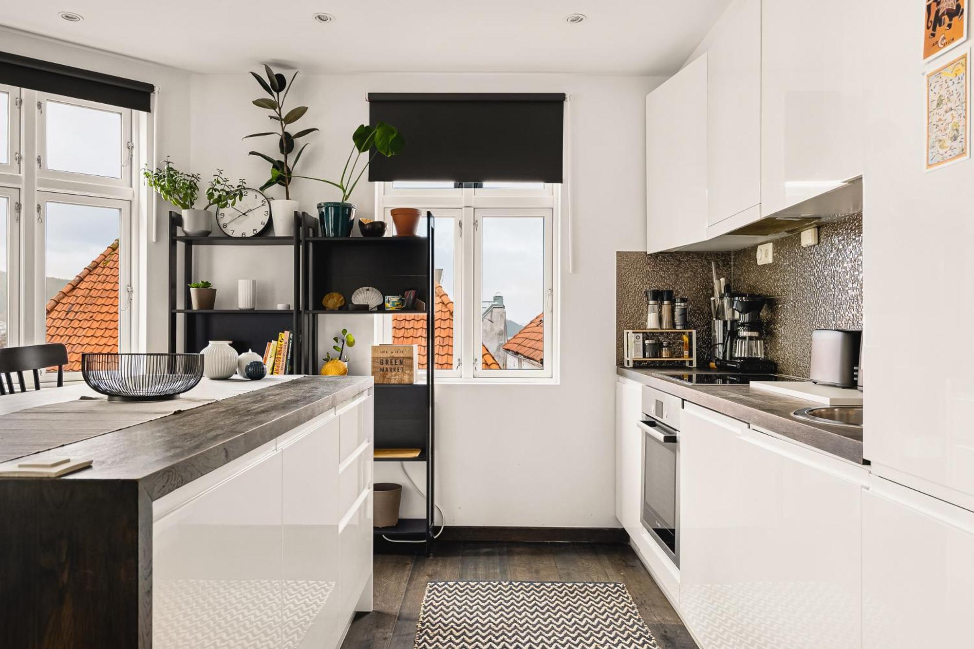 Dinbnb I 600m To Bryggen & 100m To The Mountain Hikes Lägenhet *